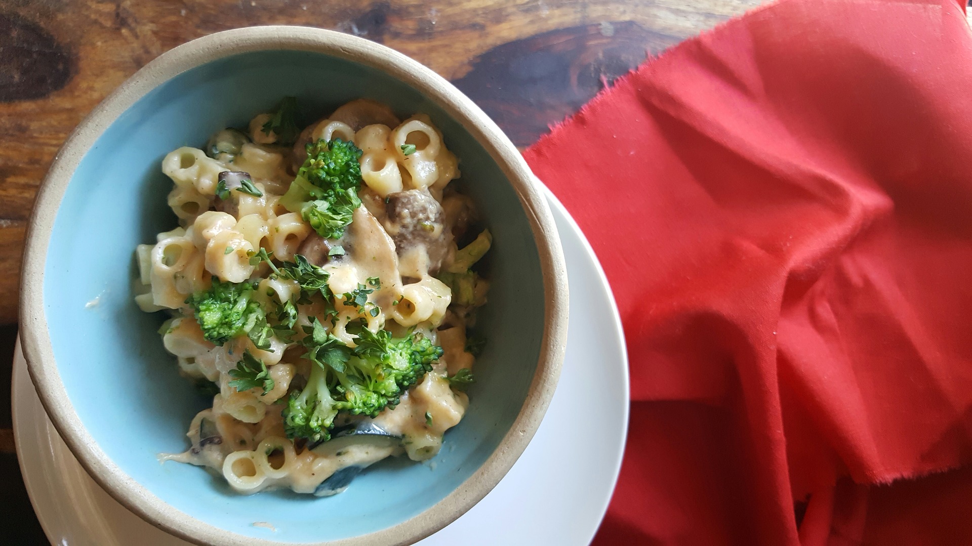 Healthier macaroni cheese